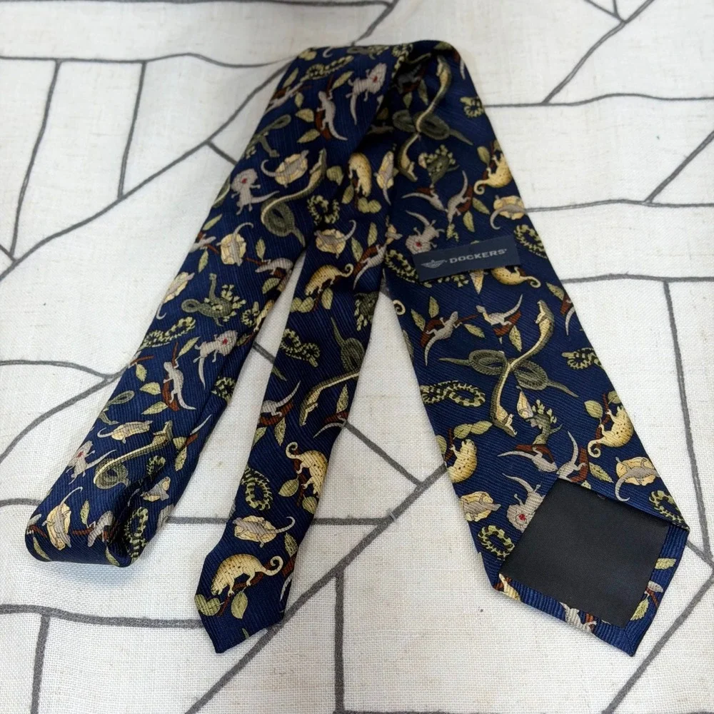 Dockers boys necktie